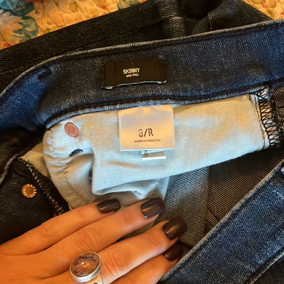 Express jeans. Size 8R. Super comfortable. - Picture 2 of 2